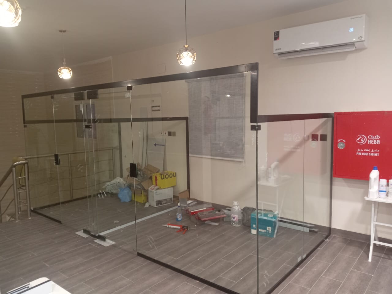 كبائن شاور زجاجية فاخرة - تصميم كلاسيكي